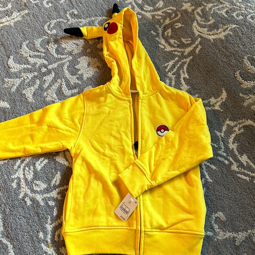 Pickachu hoodie